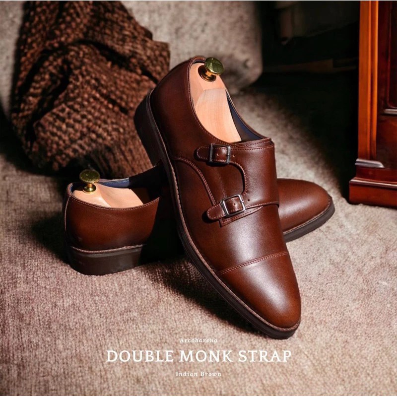รองเท้าทรง Monk Strap หัวเข็มขัดสำหรับเจ้าบ่าวงานเย็น รองเท้าเจ้าบ่าว
รองเท้าหนังผู้ชาย
สูทเจ้าบ่าว
งานแต่งงาน
Groom Style